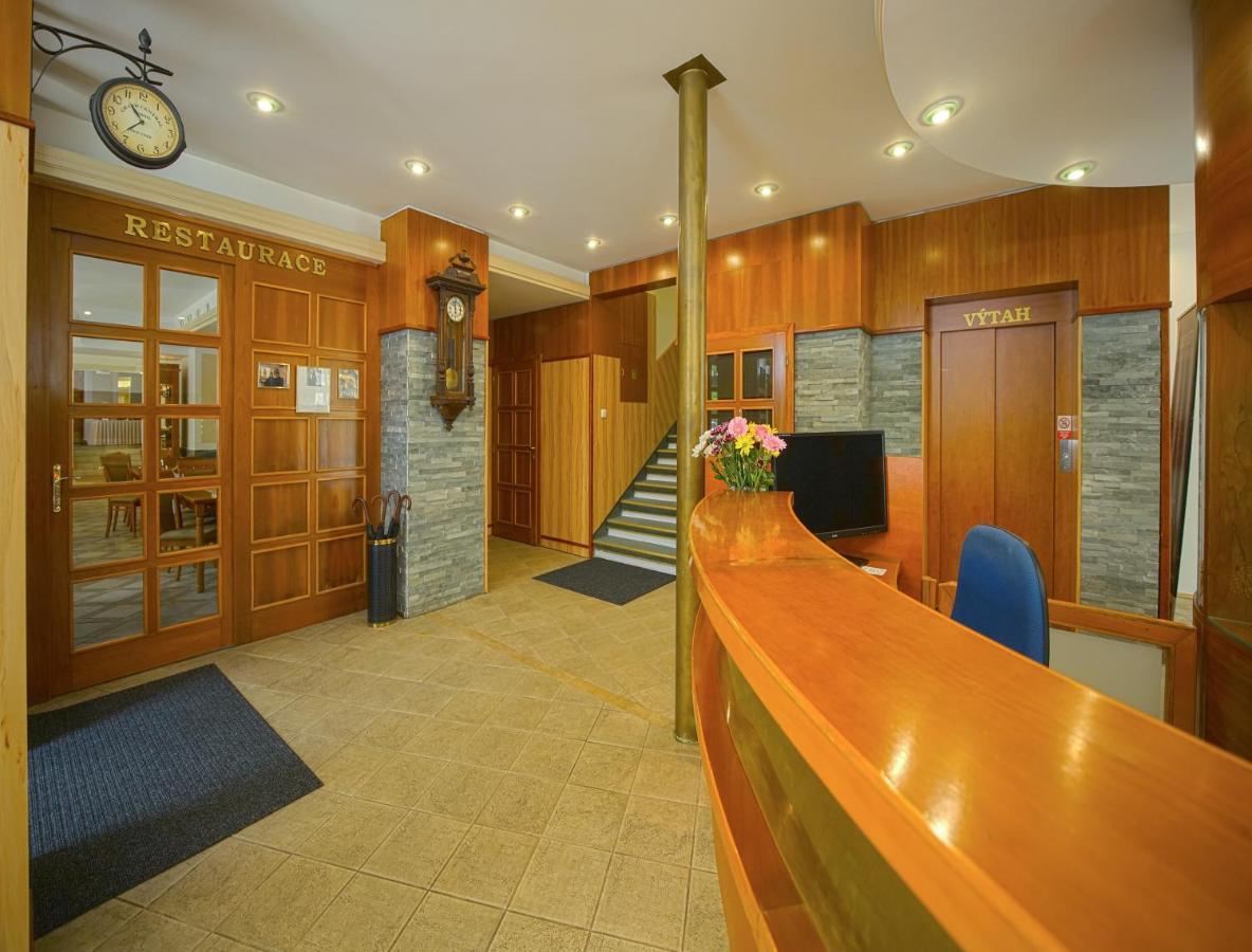 Hotel Praha هرينسكو المظهر الخارجي الصورة