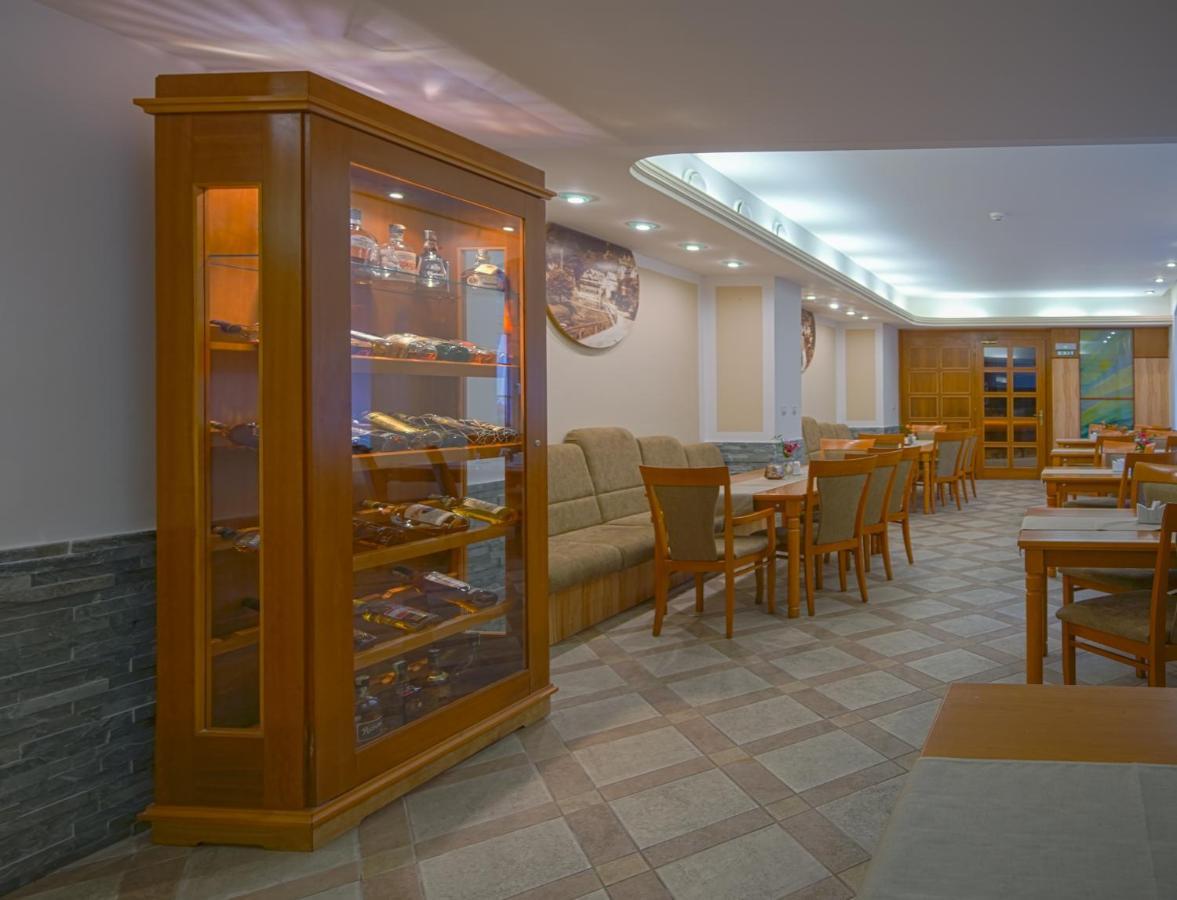 Hotel Praha هرينسكو المظهر الخارجي الصورة